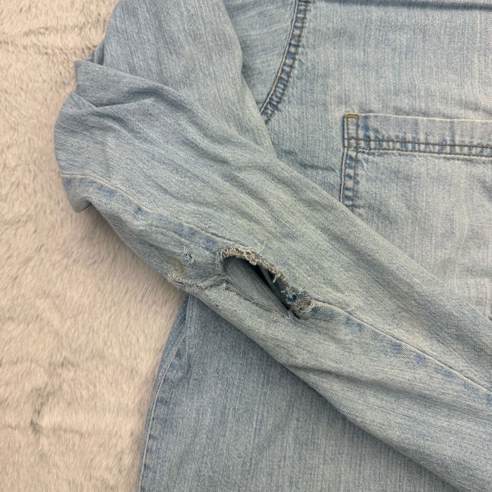Levi's Shirt Mens Small Blue Denim Rivet Button Long Sleeve Y2K Vintage FLAWS - Picture 4 of 10